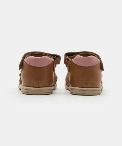 Bestpreis 💯 Froddo CARLINA Riemensandalette Cognac Kinder ✔️ 8 Bestpreis 💯 Froddo CARLINA Riemensandalette Cognac Kinder ✔️ -Angebote Froddo Store 0fa4a15ff46543d7866fe6e7196acf4e