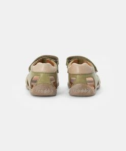 Am billigsten 🧨 Froddo CHILDREN'S 🩴 SANDALS DOUBLE GOGI UNISEX Riemensandalette Olive 👍 8 Am billigsten 🧨 Froddo CHILDREN'S 🩴 SANDALS DOUBLE GOGI UNISEX Riemensandalette Olive 👍 -Angebote Froddo Store 1553f03deb8a4309a25f6f5efc1ef885