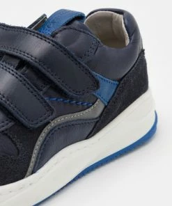 Rabatt 🌟 Froddo HARRY 👟 Sneaker Low Blue Kinder 🤩 11 Rabatt 🌟 Froddo HARRY 👟 Sneaker Low Blue Kinder 🤩 -Angebote Froddo Store 2c82e5b4e42f4fc0a663f3f940ab17af