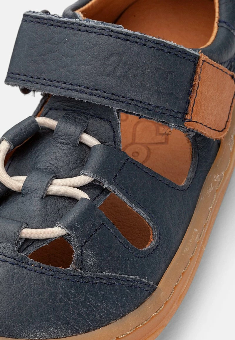 Beste Bewertungen von 🛒 Froddo BAREFOOT CHILDRENS 🩴 SANDALS UNISEX Riemensandalette Blue 🎁 6 Beste Bewertungen von 🛒 Froddo BAREFOOT CHILDRENS 🩴 SANDALS UNISEX Riemensandalette Blue 🎁 – Bild 6