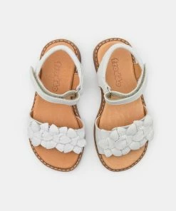 Bestes Angebot ❤️ Froddo LORE FLOWERS Riemensandalette White Kinder ❤️ 9 Bestes Angebot ❤️ Froddo LORE FLOWERS Riemensandalette White Kinder ❤️ -Angebote Froddo Store 700181686eb84f3d8cfeab5f7ee6a7f9