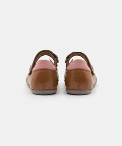 Coupon ❤️ Froddo Kinder ANA Riemchenballerina Brown ✨ 8 Coupon ❤️ Froddo Kinder ANA Riemchenballerina Brown ✨ -Angebote Froddo Store 87d9c35f85f94b51b3e092719a04f8da