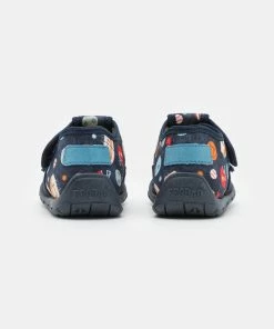 Neu ✔️ Froddo Kinder SLIPPERS Hausschuh Blue ❤️ 8 Neu ✔️ Froddo Kinder SLIPPERS Hausschuh Blue ❤️ -Angebote Froddo Store d746d8de0a5a4d5393d0e75531df5ca5