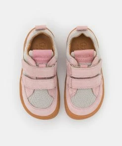 Blitzangebot 🌟 Froddo Kinder BAREFOOT CHILDREN'S 👟 SHOES TRAINER Klettschuh Pink 👍 9 Blitzangebot 🌟 Froddo Kinder BAREFOOT CHILDREN'S 👟 SHOES TRAINER Klettschuh Pink 👍 -Angebote Froddo Store ee05c23005ec40498f53c47ffa9e9de1
